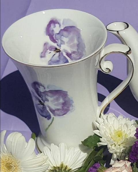 Pansy Romance Tall Beaker (Custom)