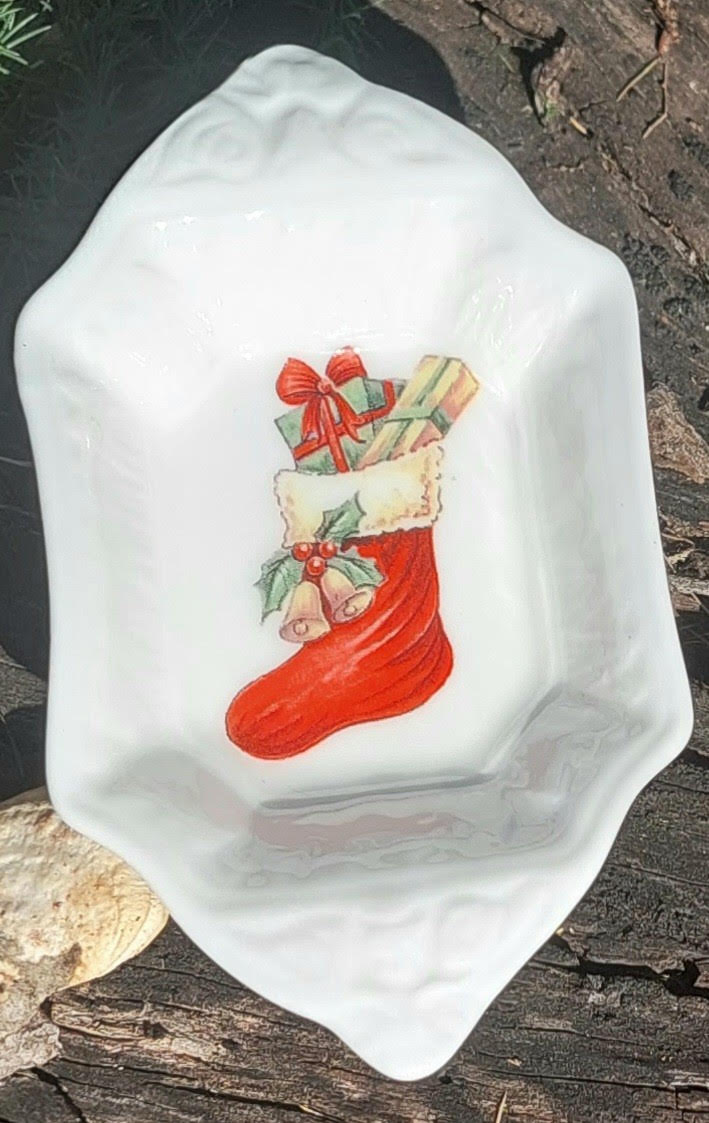 Red Stocking Tea Drip Tray (Custom)