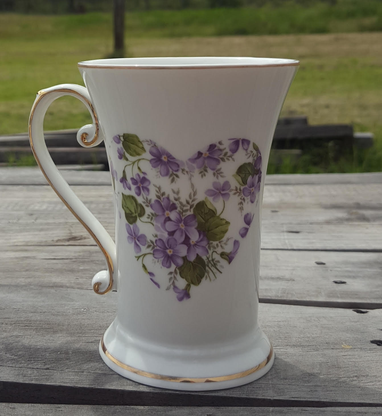 Violet Heart Tall Beaker (Custom)