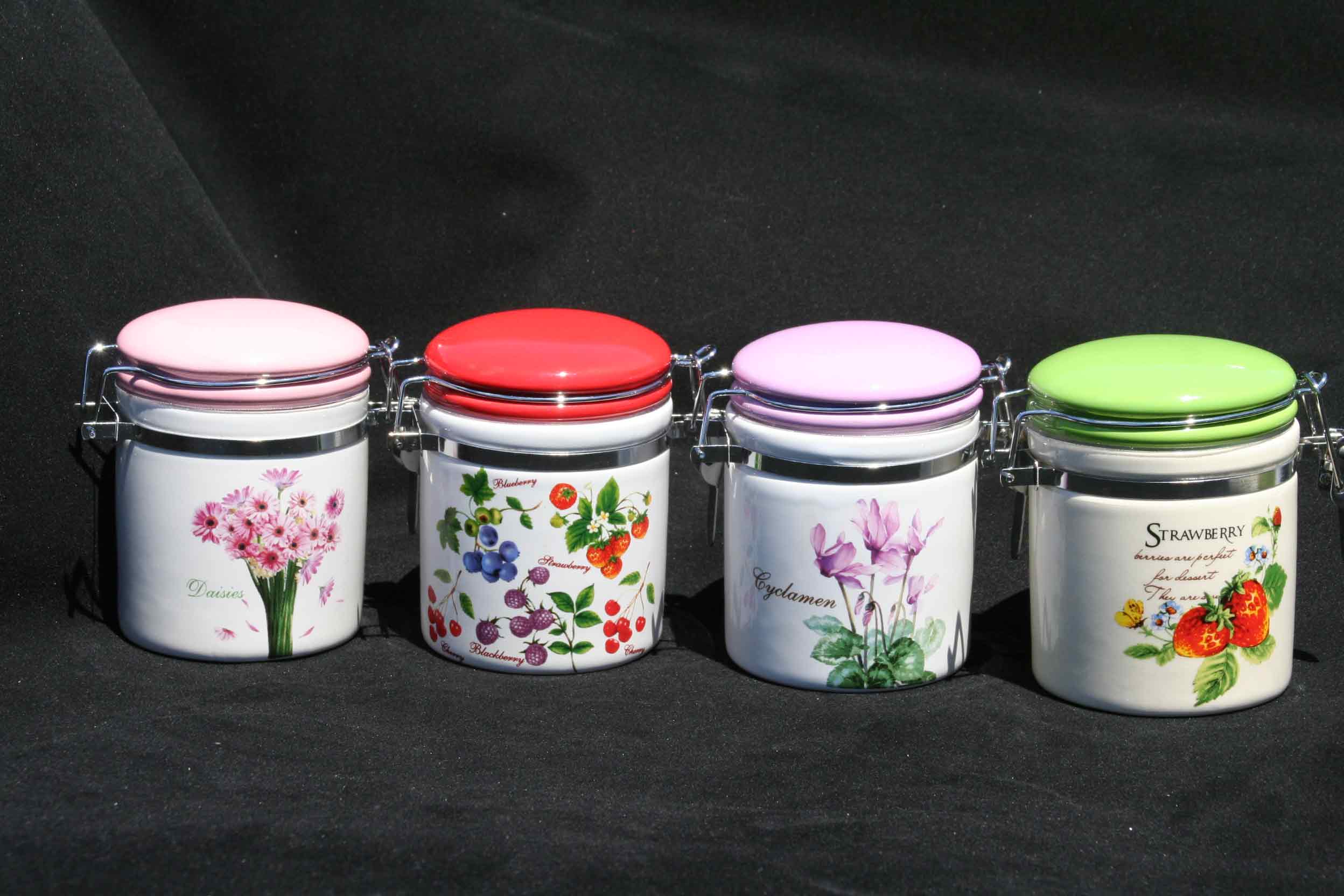 Tea, Sugar Coffee & Assorted Cannisters